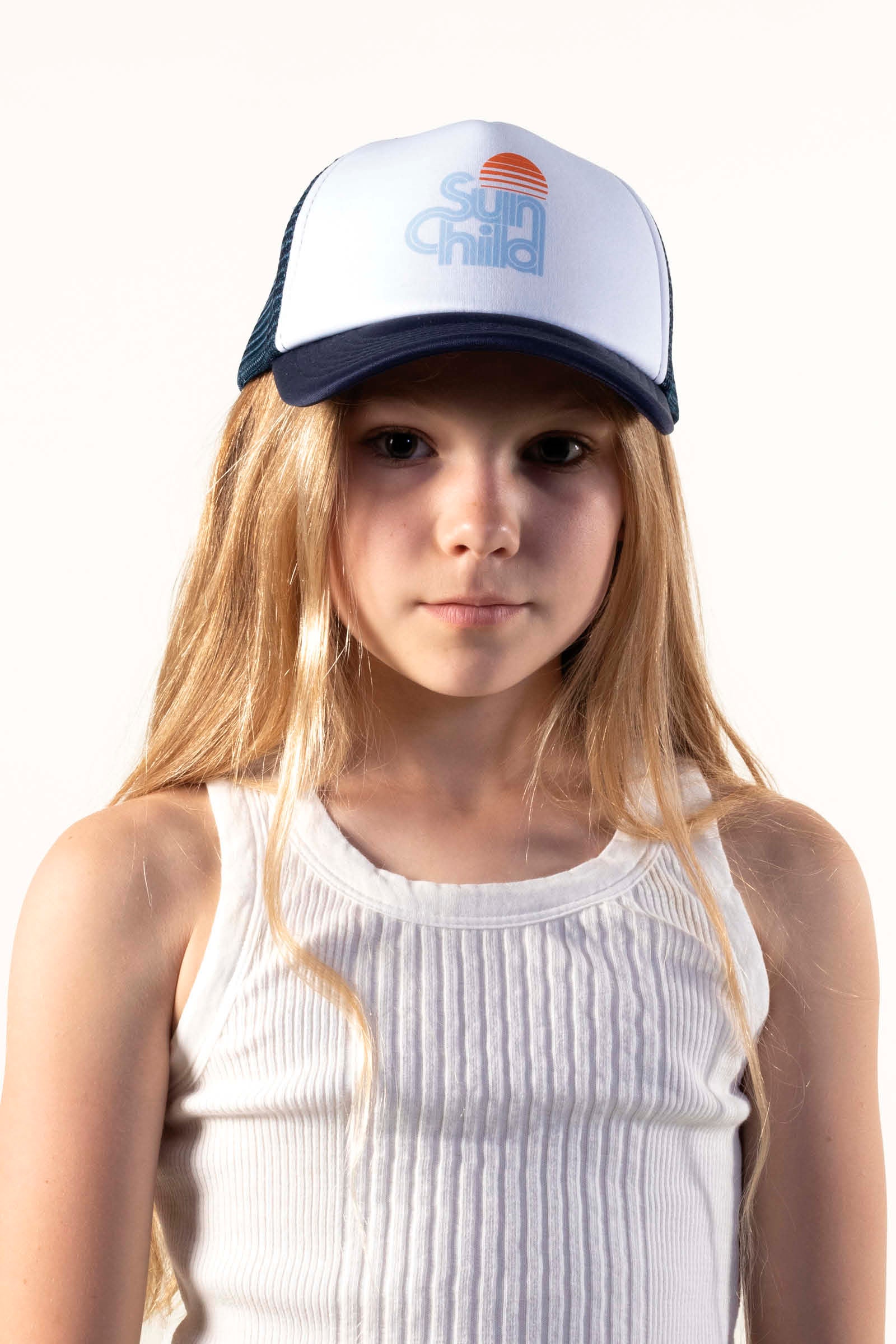 Casquette trucker pour enfant look retro surf